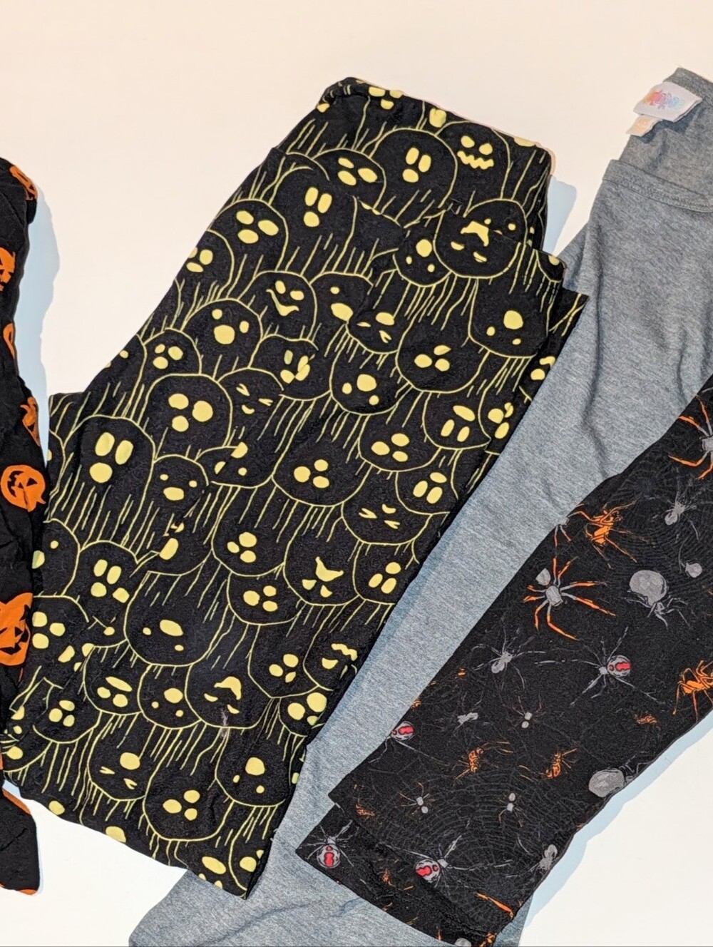 LuLaRoe XXS Randy, OS Leggings & FREE Small Spirit Tie Crop, Halloween Theme